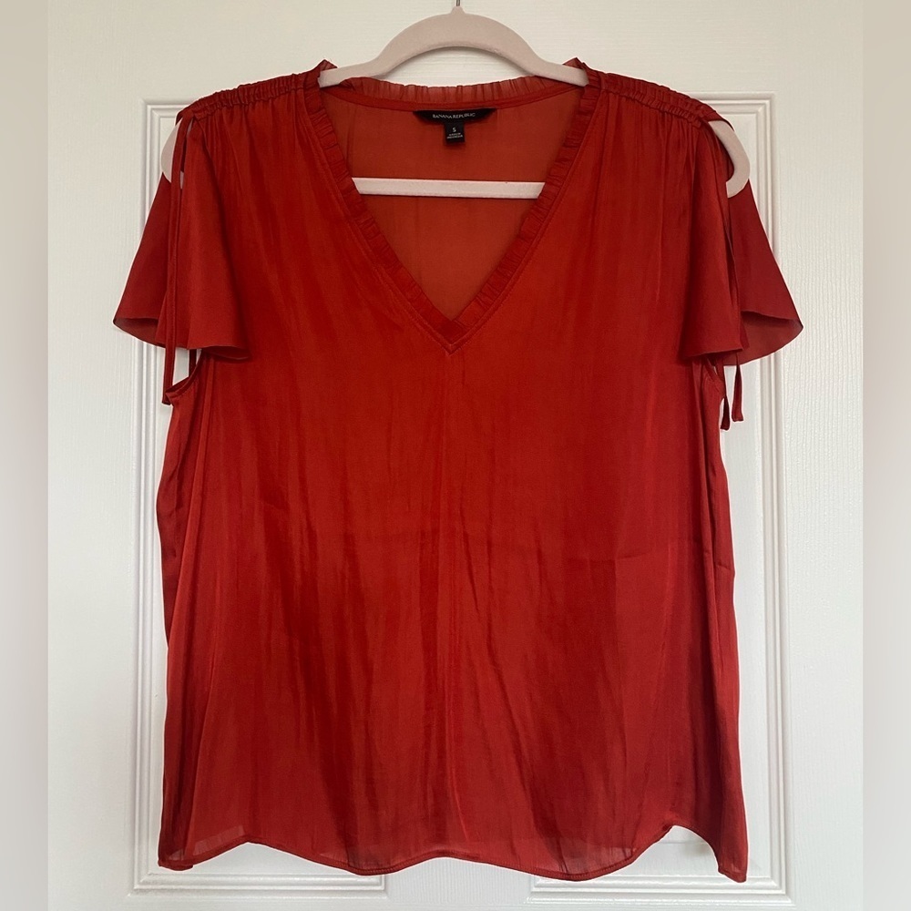 Banana Republic blouse